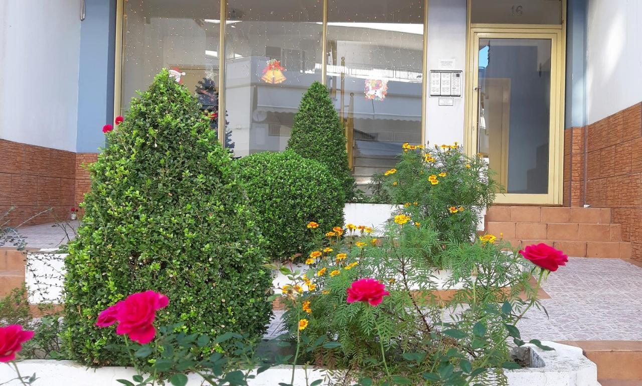 Όμορφο Studio Στην Πόλη Πάτρα Exterior foto